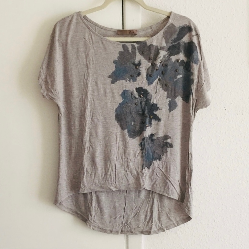 Lush clothing women’s taupe brown flower hi-low blouse top - size small